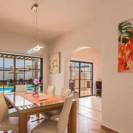 With Private Pool, Near And Golf Caleta De Fuste- Charlotte וילה *