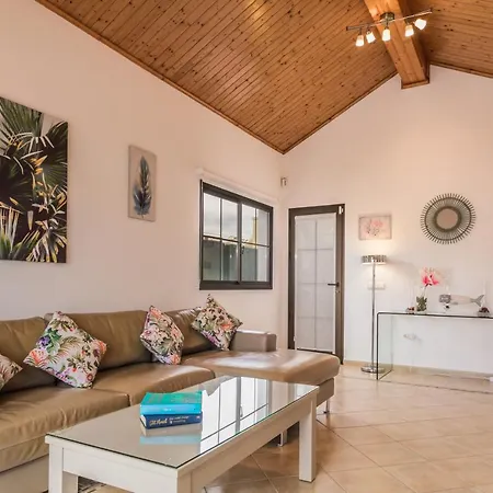 Βίλα With Private Pool, Near And Golf Caleta De Fuste- Charlotte
