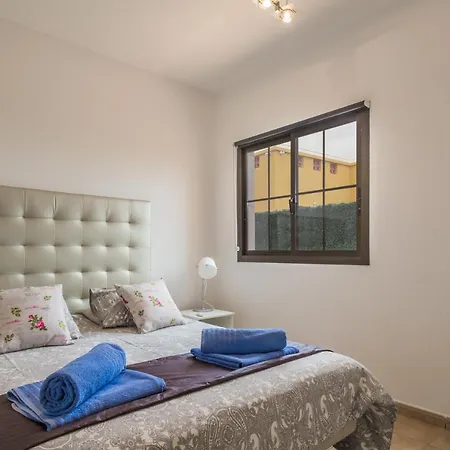 Βίλα With Private Pool, Near And Golf Caleta De Fuste- Charlotte