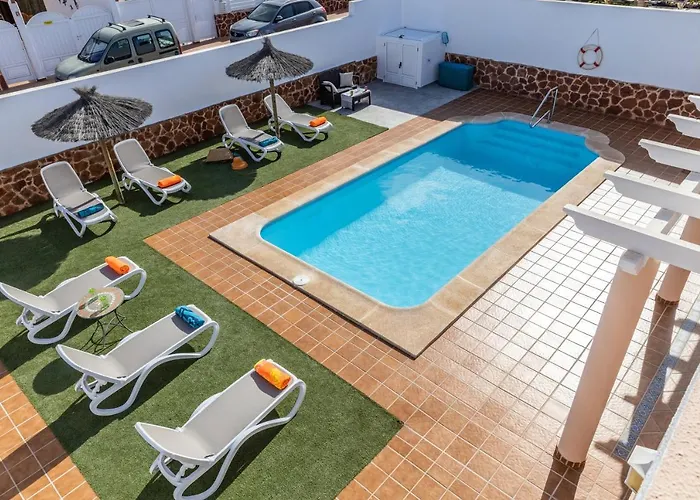 With Private Pool, Near And Golf Caleta De Fuste- Charlotte