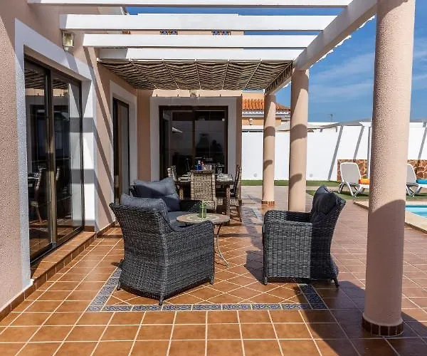 With Private Pool, Near And Golf Caleta De Fuste- Charlotte Vila *
