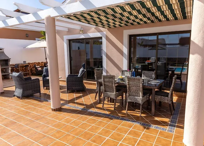 With Private Pool, Near And Golf Caleta De Fuste- Charlotte *